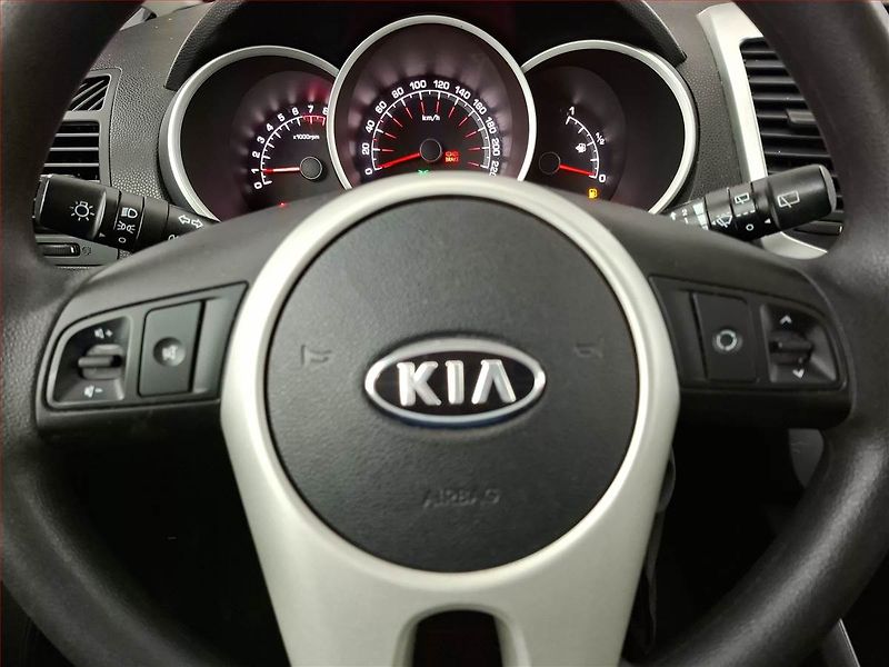 Kia Venga (2011) 1.4 CVVT, LPG, nová STK - fotka 16 z 17