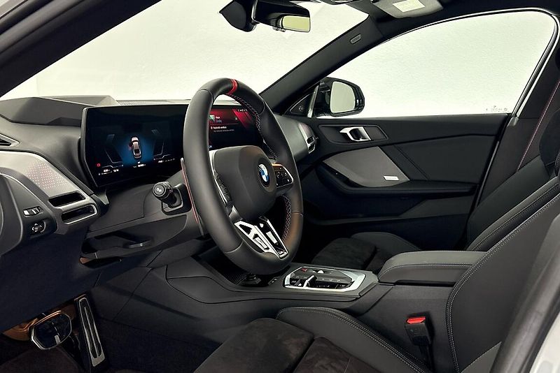 BMW Řada 2 M235 xDrive GC - fotka 6 z 17