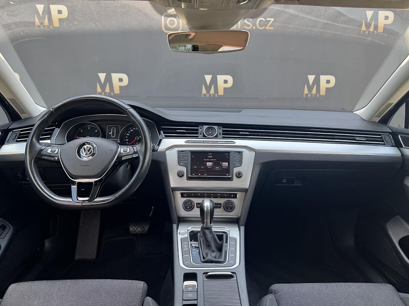 Volkswagen Passat (2015) B8 2.0TDi DSG Comfort+,el.kufr - fotka 14 z 52