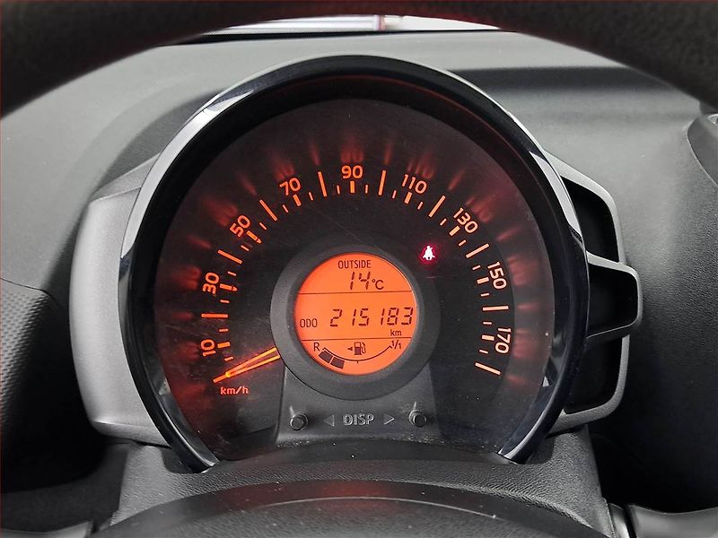 Toyota Aygo (2021) 1.0 VVT-i, LPG, nová STK - fotka 11 z 14