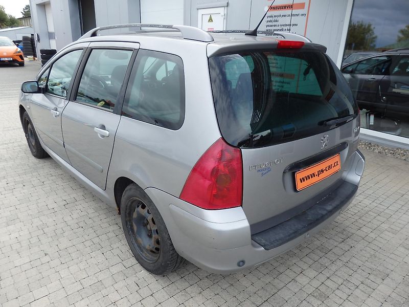 Peugeot 307 2.0i ESP, ZÁLOHOVÁNO - fotka 5 z 13