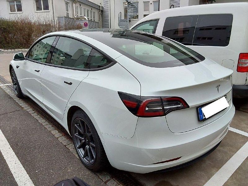 Tesla Model 3 (2021) AWD Long Range    PŘIPRAVUJEME - fotka 3 z 9
