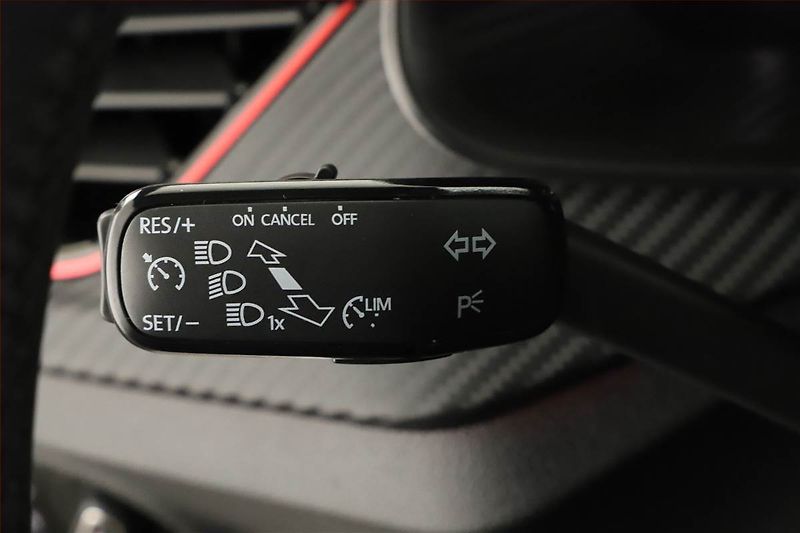 Škoda Kamiq (2025) 1.0 TSI, Monte Carlo - fotka 22 z 23