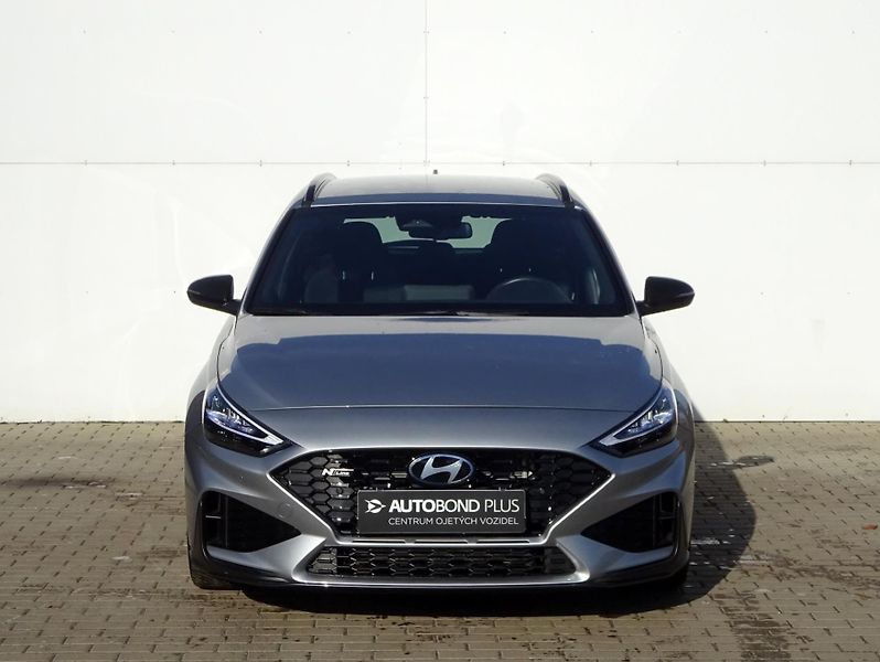 Hyundai i30 1.5 T-GDI 103kW DCT N-Line - fotka 4 z 19