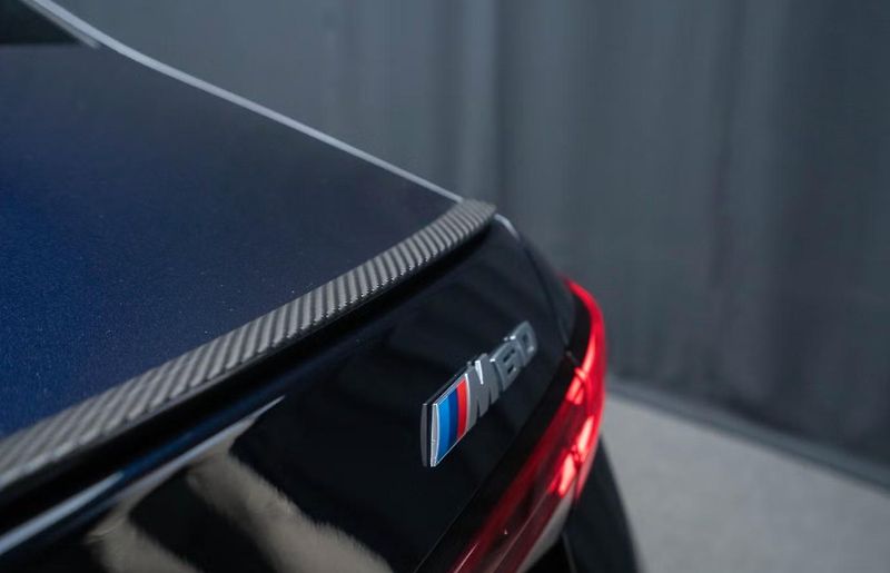 BMW i5 M60 xDrive M SoH 97% 360k Pano - fotka 11 z 27