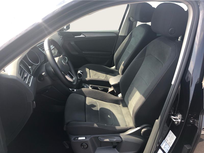 Volkswagen Tiguan 1,5 TSI - fotka 11 z 29