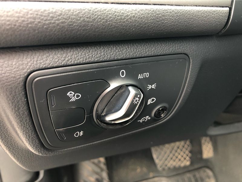 Audi A6 3.0 TDI Tiptronic - fotka 16 z 27