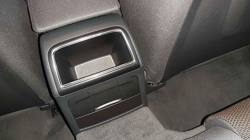 Audi A4 Allroad je reprezentativní a téměř k nerozeznání od většího allroadu odvozeného od A6. 2