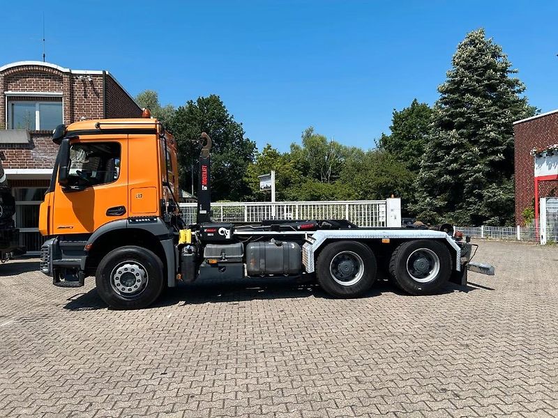 Mercedes-Benz (2016) Arocs 2640 6x4 JNK EURO 6 - fotka 3 z 20