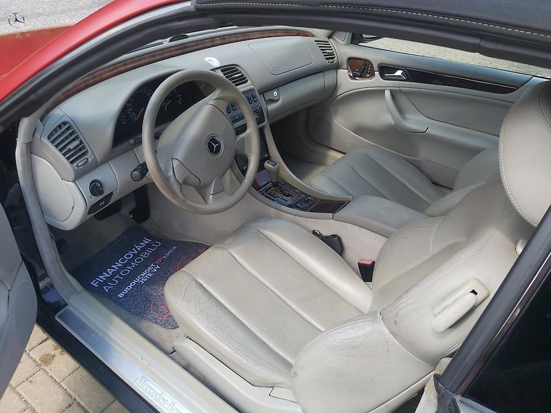 Mercedes-Benz CLK (1998)  320, 160 KW - fotka 32 z 41