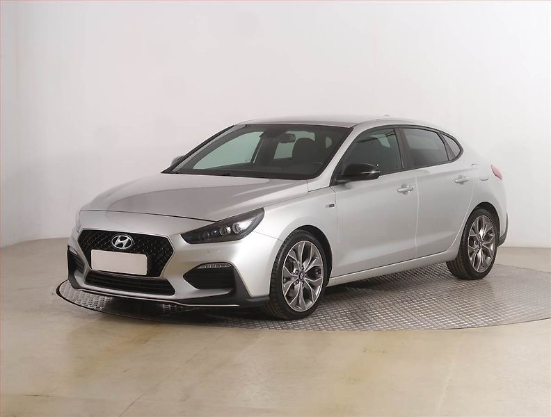 Hyundai i30 (2019) N-Line 1.4 T-GDI, Serv.kniha - fotka 2 z 15