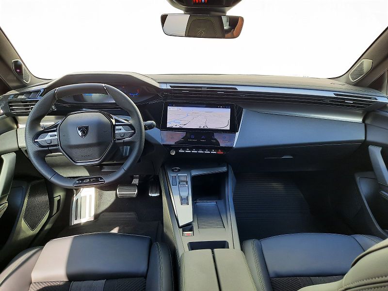 Peugeot 308 (2026) SW GT Hybrid 145 e-DCS6 - fotka 7 z 8