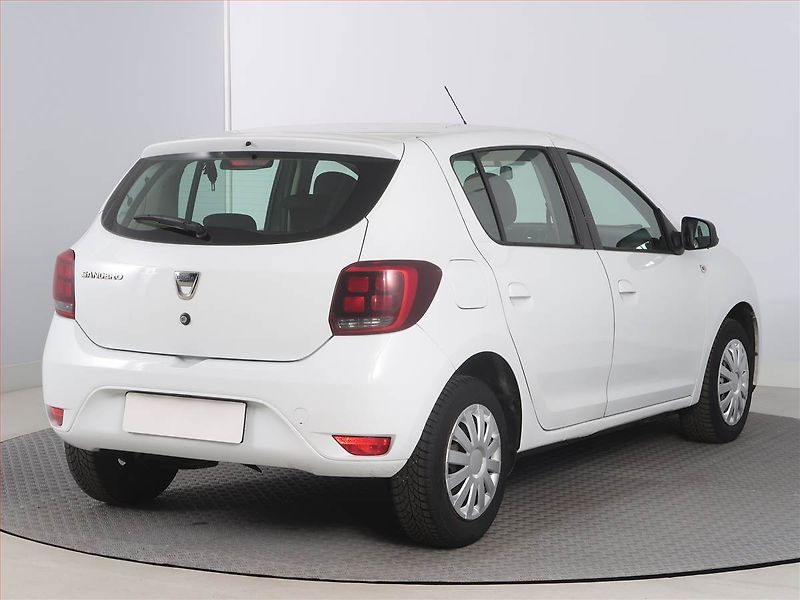 Dacia Sandero (2021) 1.0 TCe, LPG, ČR,1.maj - fotka 5 z 12