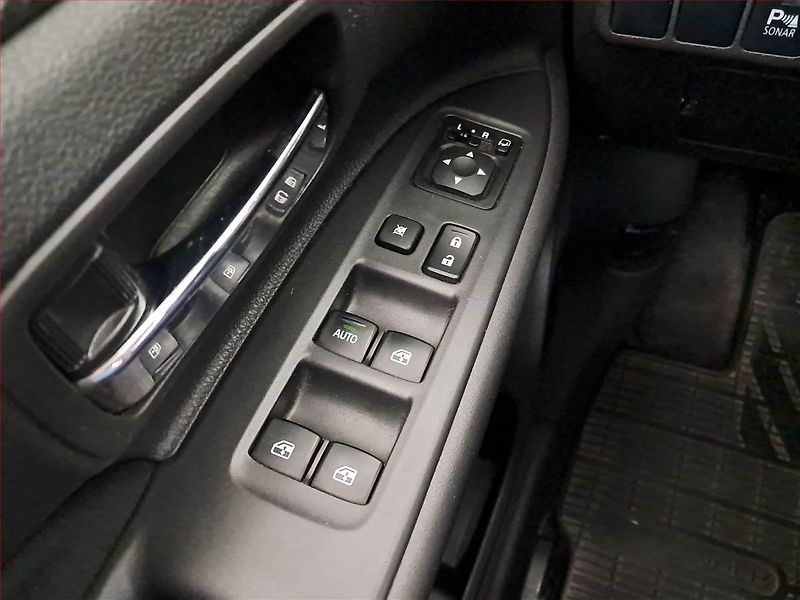 Mitsubishi Outlander (2016) 2.2 DI-D, 4X4, ČR,1.maj - fotka 14 z 14