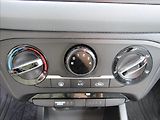 Hyundai i20 1,3 i 55kW Family+ - náhled 17