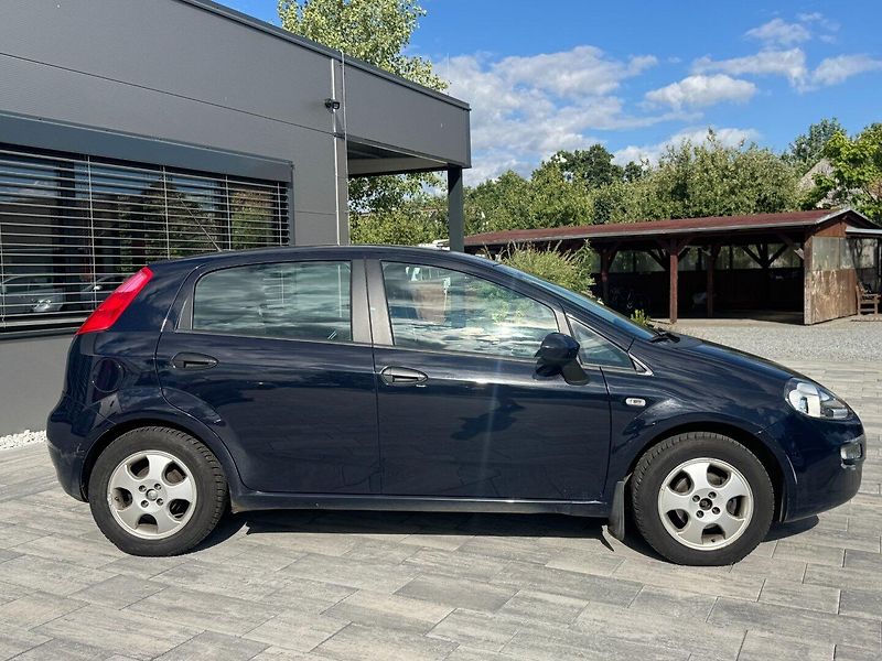 Fiat Punto (2015) 1.2i 51kW - fotka 4 z 29