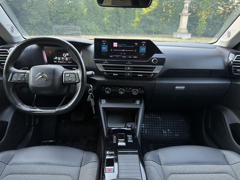 Citroën C4 1.2i 130 S&s 1.MAJITEL ČR DPH  - fotka 8 z 29