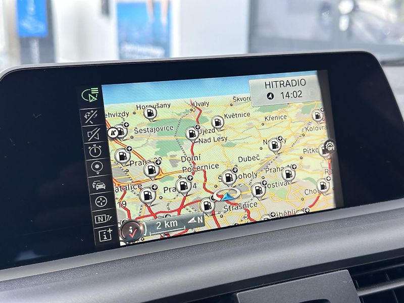 BMW Řada 1 118i Model Sport Line - fotka 14 z 18