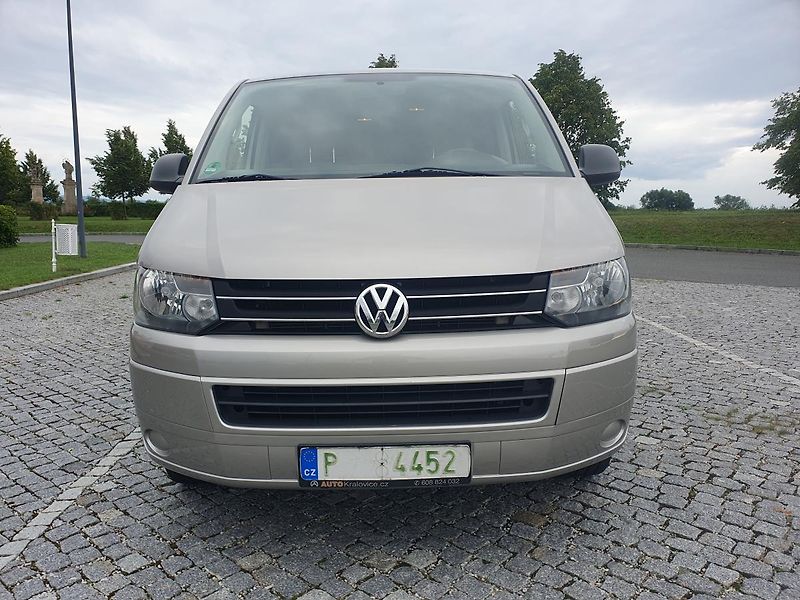 Volkswagen Multivan (2011) 2L 103kw, SPLÁTKY  - fotka 3 z 29