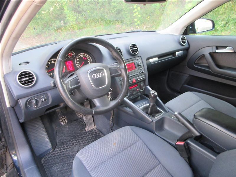 Audi A3 1,8 TFSi 118Kw, Navi, ALU OZ, - fotka 12 z 25