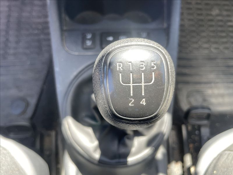 Škoda Roomster 1,2 TSi 63kw Ambiente Klima ES - fotka 18 z 27