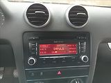 Audi A3 1,6 TDI,XENON,VÝHŘEV,  Sportba - náhled 32