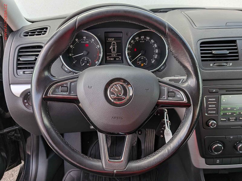 Škoda Yeti (2014) 1.2 TSi, AC, TZ, temp - fotka 15 z 15
