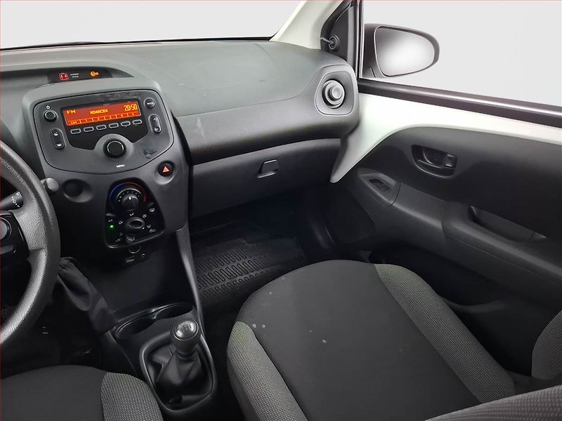 Toyota Aygo (2021) 1.0 VVT-i, LPG, Xenony - fotka 8 z 14
