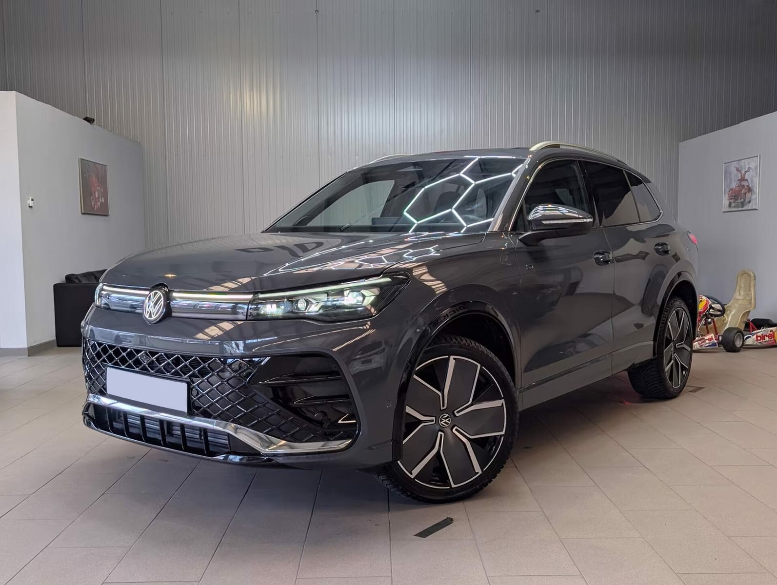 Volkswagen Tiguan TDI 4M R-Line HuD IQ Pano 360