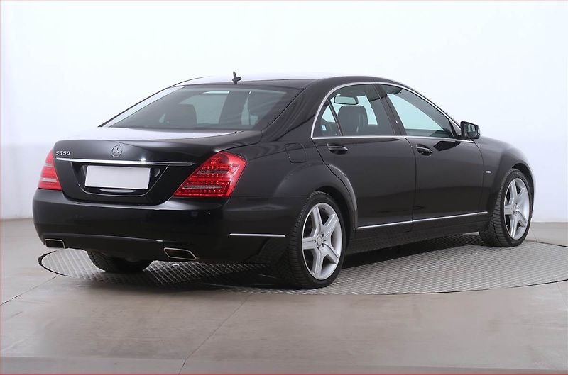 Mercedes-Benz Třídy S (2011) AMG Paket S 350 L, Automat - fotka 5 z 28