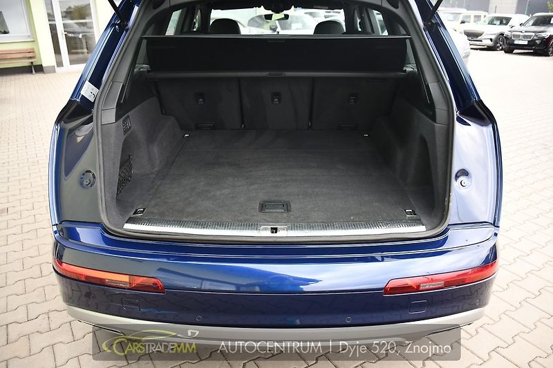Audi Q7 3.0TDi S-LINE TAŽNÉ REZERVACE - fotka 45 z 55