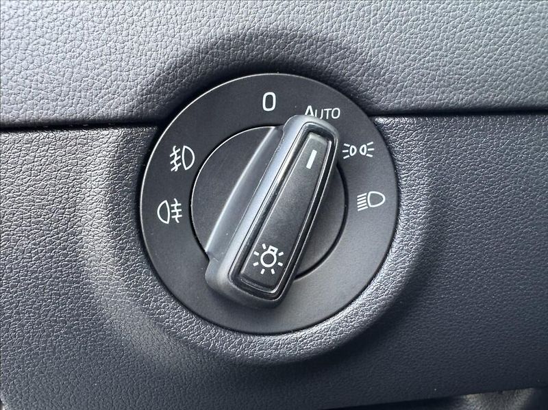 Škoda Octavia 1,5 TSI STYLE DPH 1maj původČR - fotka 24 z 50