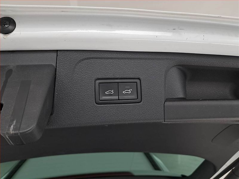 Volkswagen Passat (2017) Comfortline 2.0 TDI, Automat - fotka 16 z 19