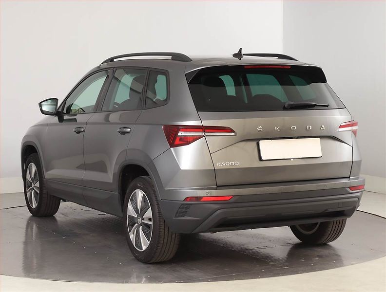 Škoda Karoq (2022) Style 1.5 TSI - fotka 4 z 21