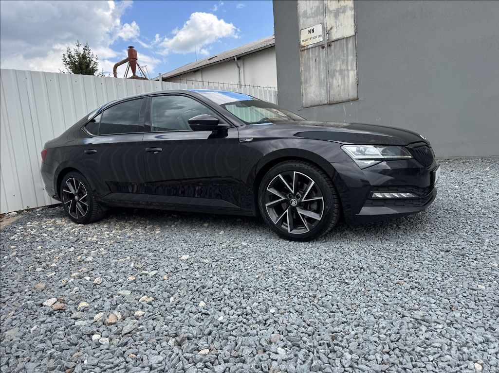 Škoda Superb 2,0 TSI SPORTLINE DPH 1.maj ČR