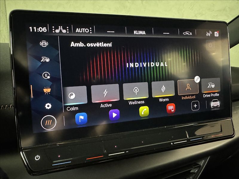 Cupra Born 150kW LED Tepelko Kamera - fotka 33 z 48