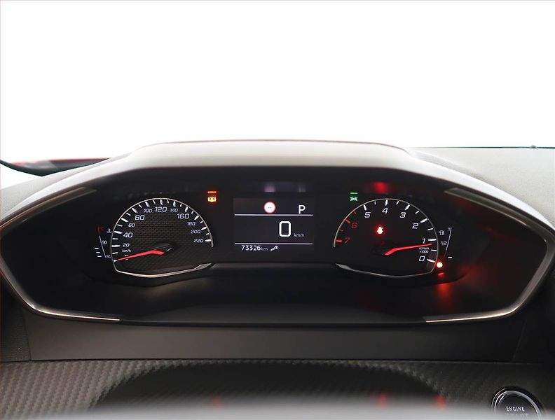 Peugeot 2008 (2022) 1.2 PureTech, Automat, ČR - fotka 11 z 25