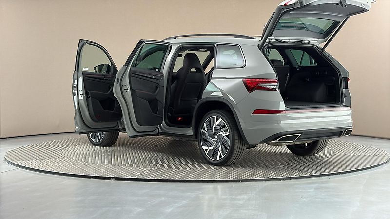 Škoda Kodiaq 2.0 TSI DSG 4x4 RS - fotka 7 z 30