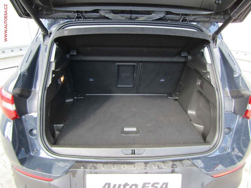 Opel Grandland X (2018) 1.2 T, 1.maj,ČR, Navi, TZ - fotka 7 z 23