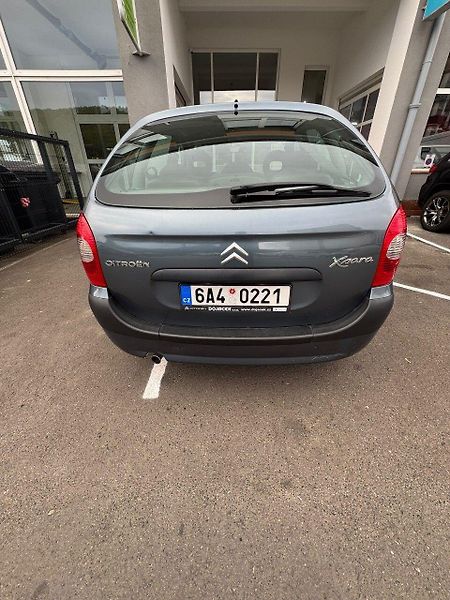 Citroën Xsara Picasso 1,6 - fotka 3 z 9