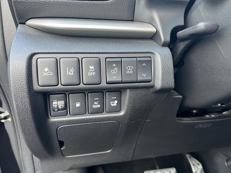 Mitsubishi Eclipse Cross (2024) INSTYLE 2.4 PHEV TAŽNÝ DPH CZ - fotka 19 z 30