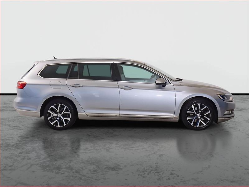 Volkswagen Passat (2018) 2.0 TDI, Automat, Kůže, Navi - fotka 6 z 20