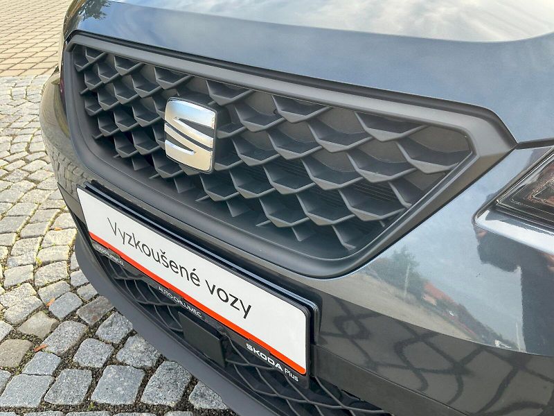 Seat Arona (2023) 1.0 TSI Style - fotka 10 z 26