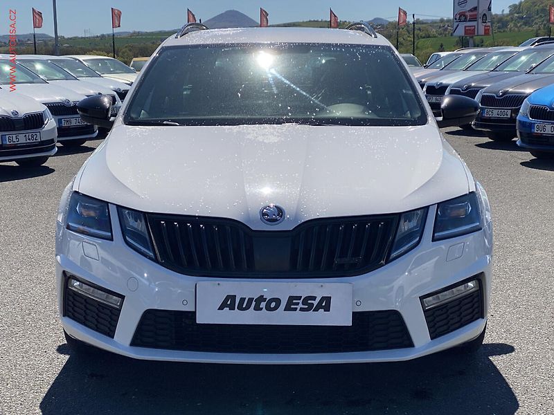 Škoda Octavia (2017) 2.0 TDi, RS, DSG - fotka 2 z 15