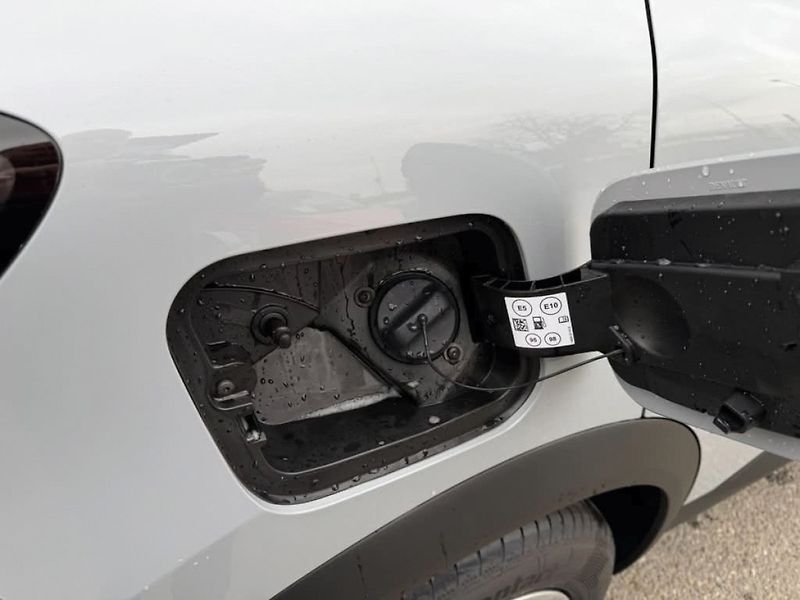 Renault Captur (2026) evolution TCe 115 - fotka 13 z 24