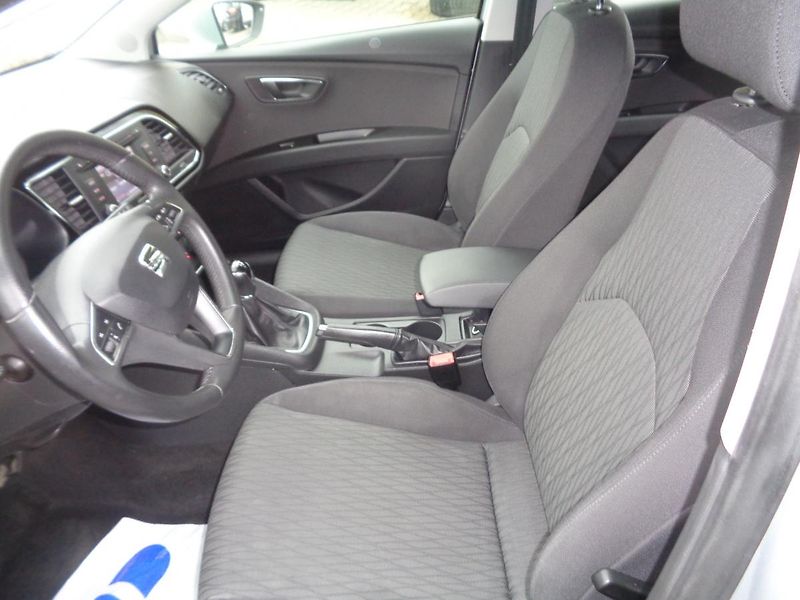 Seat Leon 1,6 TDI - fotka 10 z 13