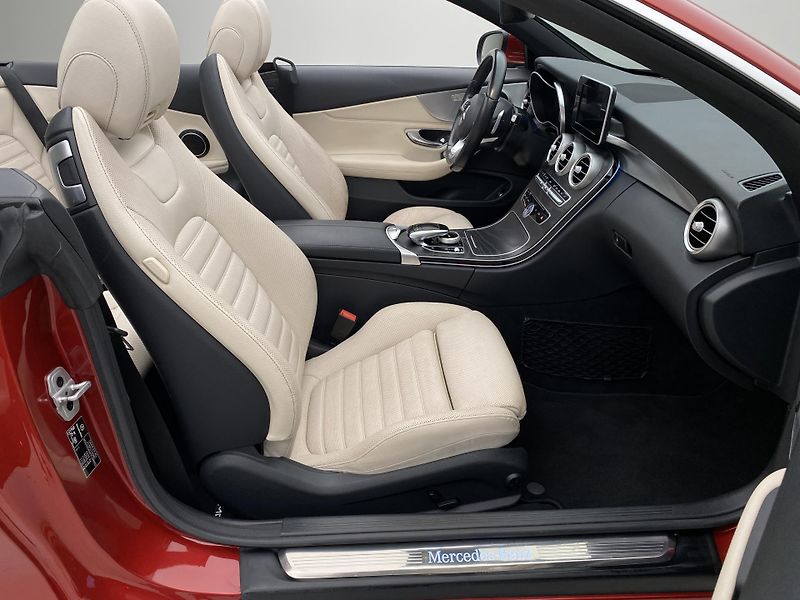 Mercedes-Benz Třídy C C220d CABRIO AUT CZ - fotka 22 z 58