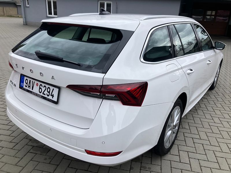 Škoda Octavia (2023) 2.0TDI STYLE EL.TAŽNÉ,2023,ČR - fotka 6 z 34