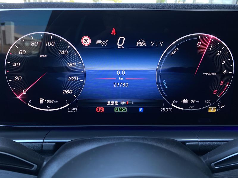 Mercedes-Benz GLE GLE 350 de 4M AMG - fotka 16 z 29