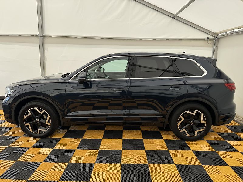 Volkswagen Touareg 3.0Tdi*1-MAJ*DPH*ELEGANCE* - fotka 4 z 46